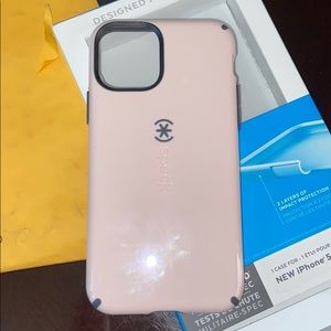 ‼️SOLD‼️iPhone 11 PRO (5.8) speck case - pink